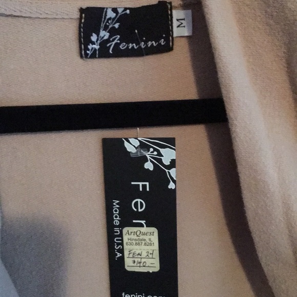 Khaki colored coat - Picture 3 of 5